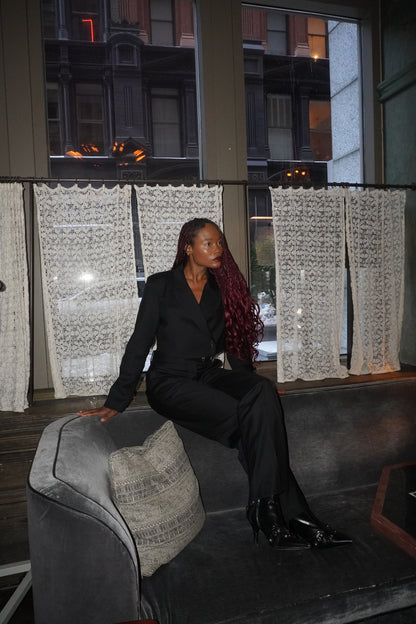 NAVY PINSTRIPE CUFFLINK BLAZER