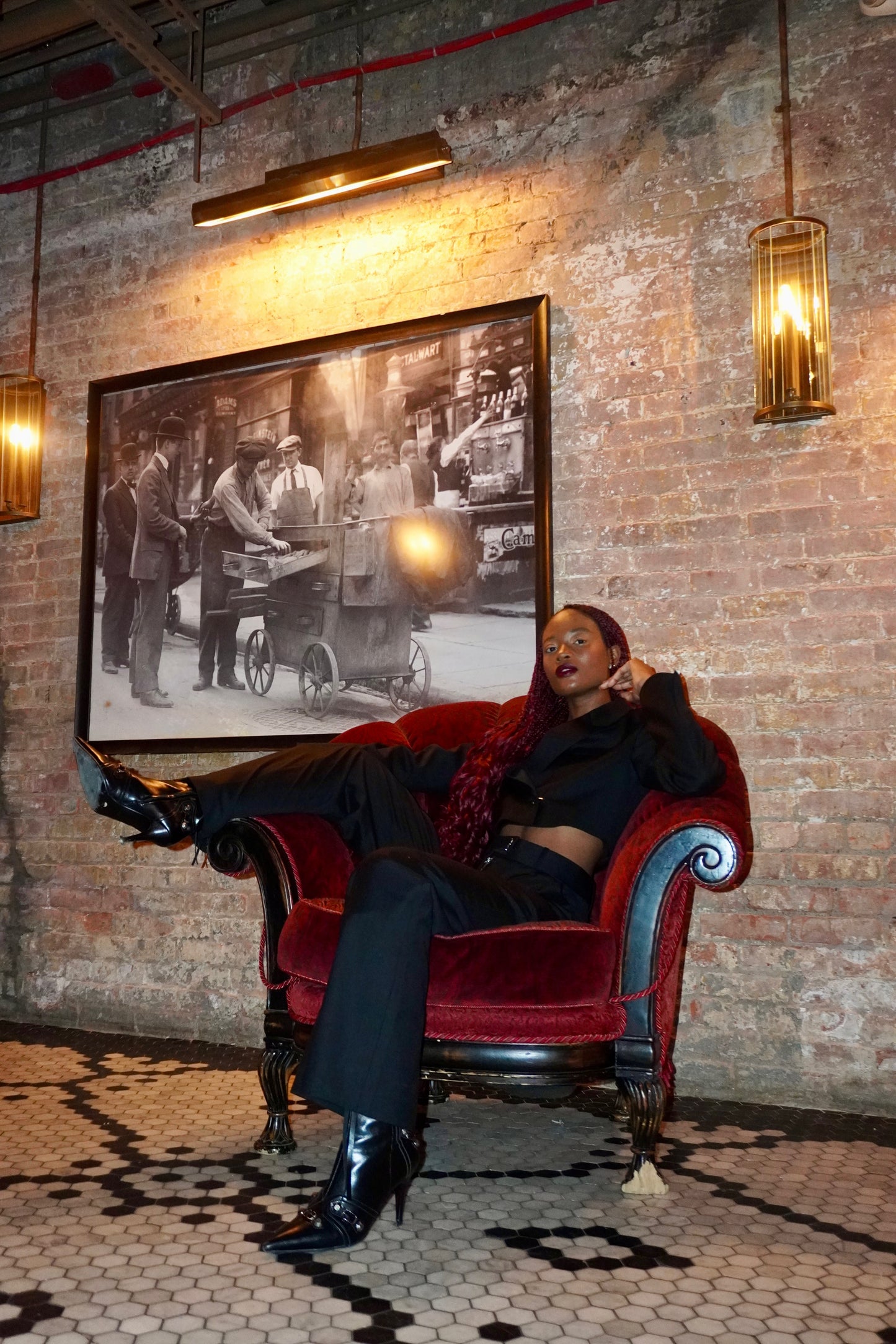 NAVY PINSTRIPE CUFFLINK BLAZER